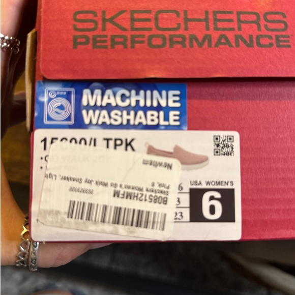 Skechers Go Walk Joy womens Walking Shoe NWT - Picture 6 of 6
